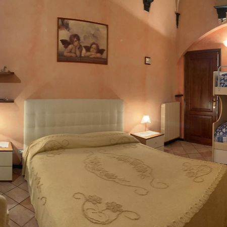 Appartamento Casa Nives Imperia Esterno foto