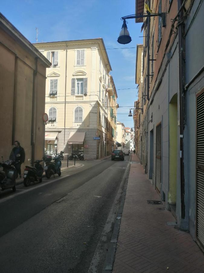 Appartamento Casa Nives Imperia Esterno foto
